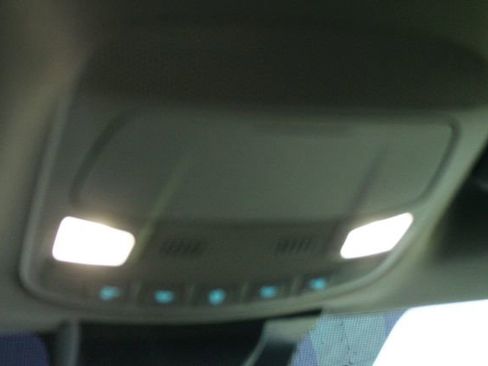 Used 2020 Ford F150 XLT image 21