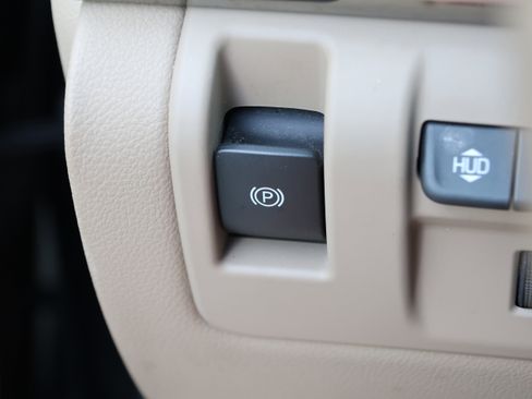 Used 2016 Cadillac CTS Premium image 15