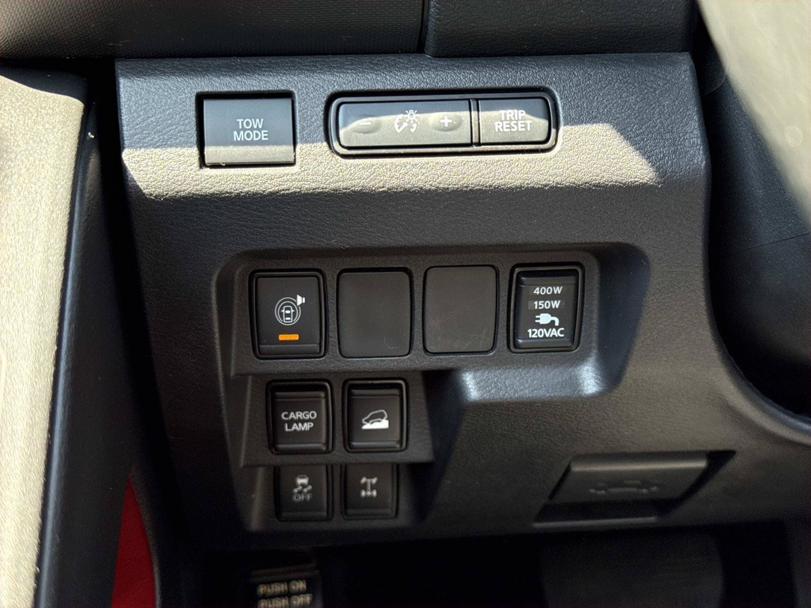 Used 2022 Nissan Frontier PRO-4X AWD/4WD image 19