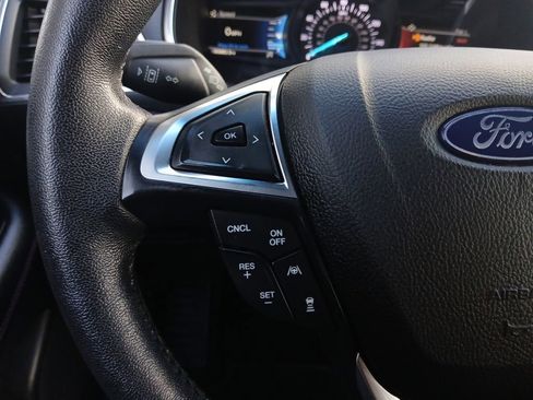 Used 2020 Ford Edge Titanium w/ Equipment Group 301A FWD image 11