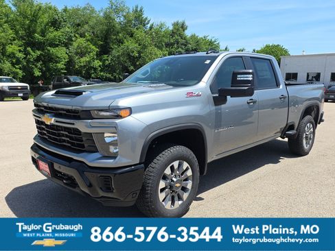 New 2026 Chevrolet Silverado 2500 Custom w/ Custom Value Package AWD/4WD image 4