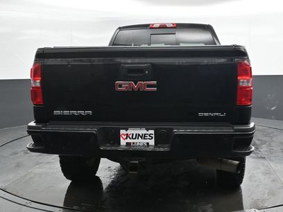 Used 2016 GMC Sierra 2500 Denali w/ Duramax Plus Package