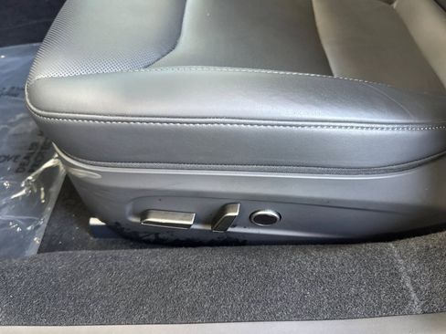 Used 2025 Tesla Model 3 Long Range RWD image 13