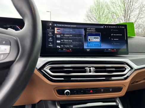 Used 2024 BMW 330i xDrive Sedan w/ Premium Package image 31