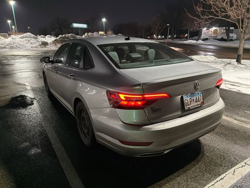 Used 2021 Volkswagen Jetta R-Line image 6