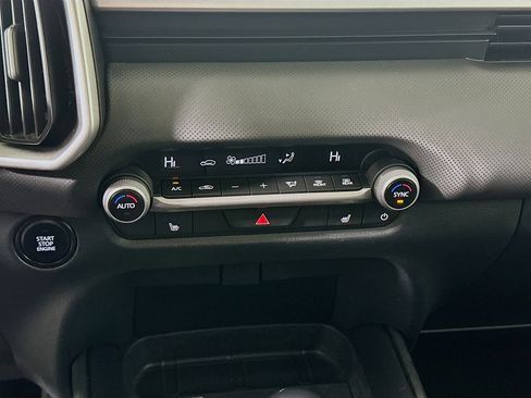 Used 2025 MAZDA CX-50 AWD 2.5 S w/ Preferred Package image 24