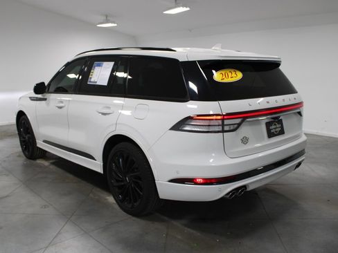 Used 2023 Lincoln Aviator Reserve w/ Jet Appearance Package AWD/4WD image 7