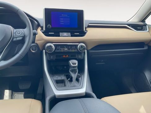 Used 2025 Toyota RAV4 XLE Premium FWD image 11