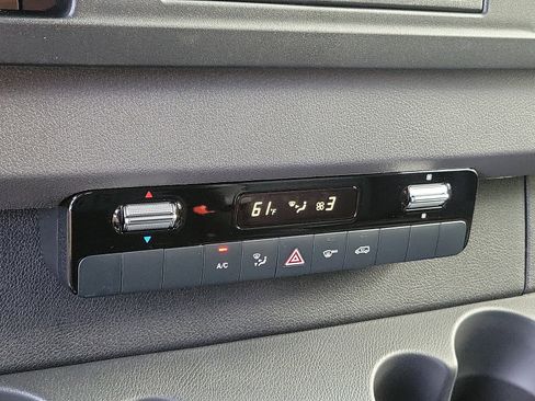 New 2025 Mercedes-Benz Sprinter 2500 image 11