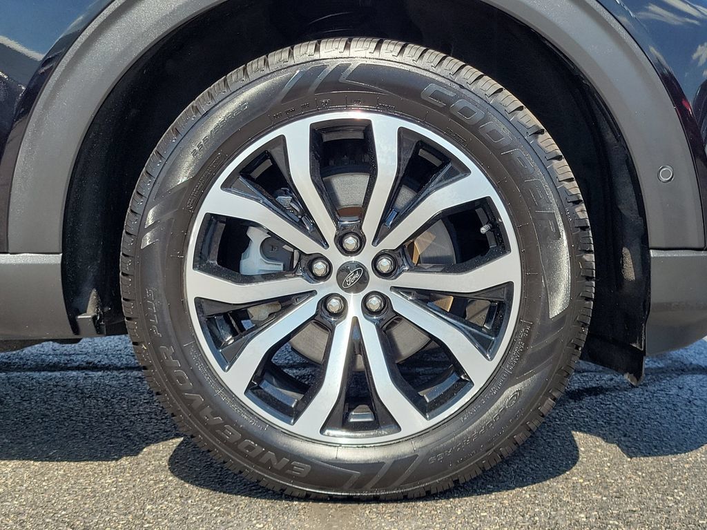 Certified 2020 Ford Explorer ST AWD/4WD image 9