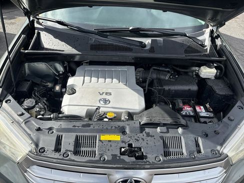 Used 2013 Toyota Highlander Limited image 19