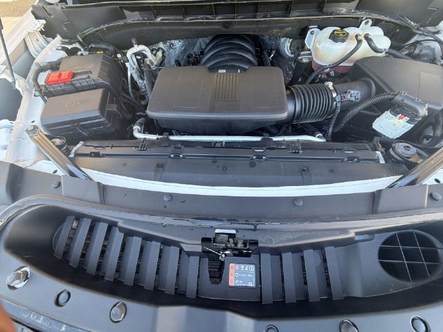 Used 2024 Cadillac Escalade Sport w/ LPO, ONYX Package AWD/4WD image 31