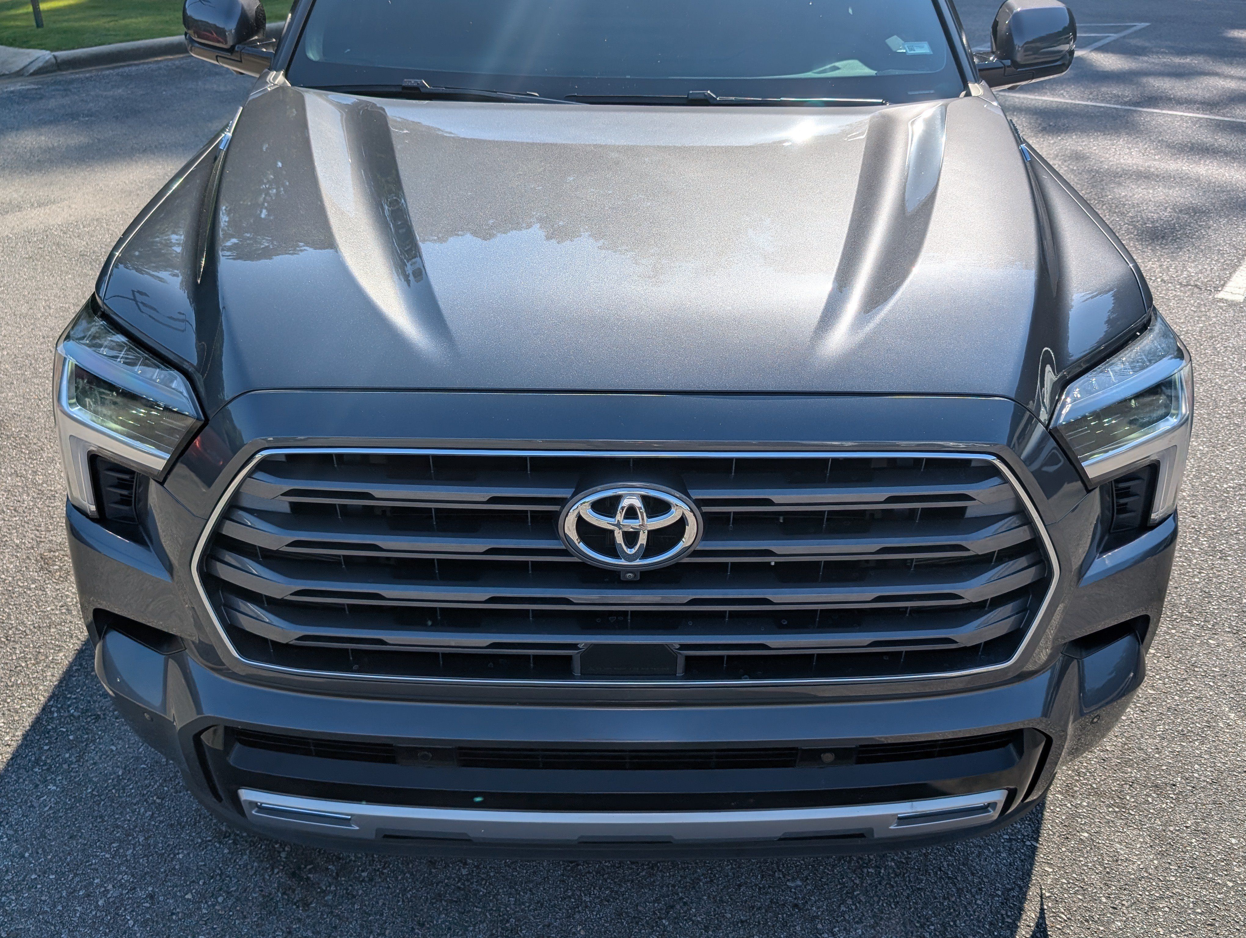 Used 2026 Toyota Sequoia Limited AWD/4WD image 12