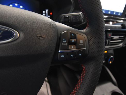 Used 2024 Ford Escape ST-Line w/ Equipment Group 301A image 13