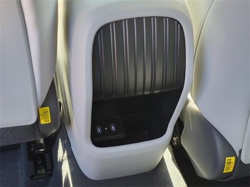 New 2026 Hyundai Kona SE image 9