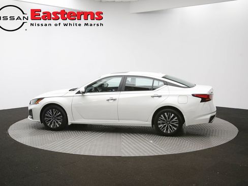 Used 2024 Nissan Altima 2.5 SV w/ SV Premium Package AWD/4WD image 60