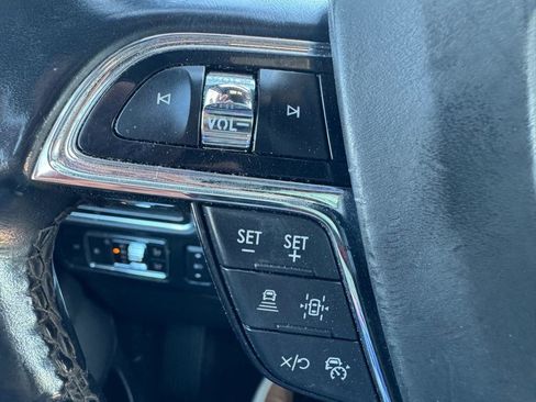 Used 2022 Lincoln Navigator Reserve AWD/4WD image 19