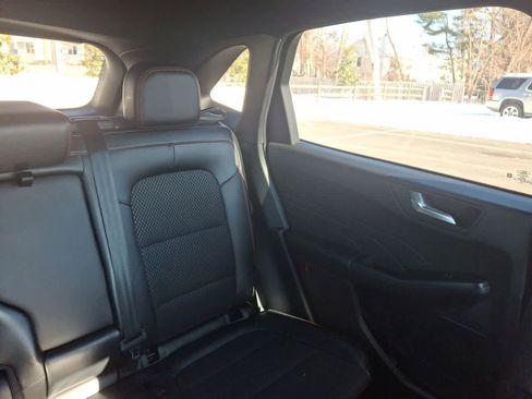 Certified 2025 Ford Escape ST-Line image 14