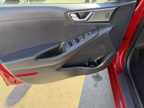 Used 2022 Hyundai Ioniq Blue image 13