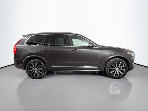 Certified 2023 Volvo XC90 B6 Plus image 5