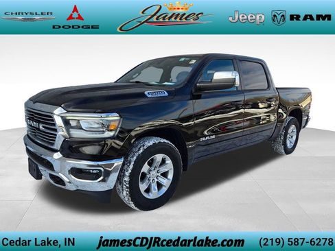 Used 2023 RAM 1500 Laramie AWD/4WD image 1