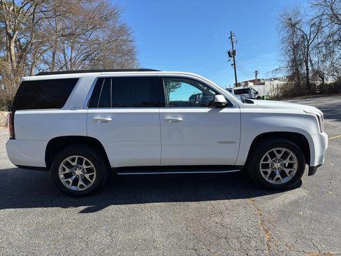 Used 2019 GMC Yukon SLT w/ Open Road Package image 9