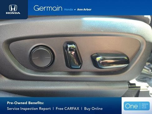 Used 2023 Lexus ES 350 w/ Premium Package FWD image 17