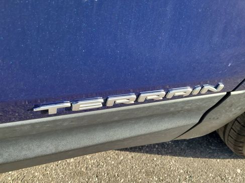 Used 2022 GMC Terrain SLE w/ Driver Convenience Package image 6