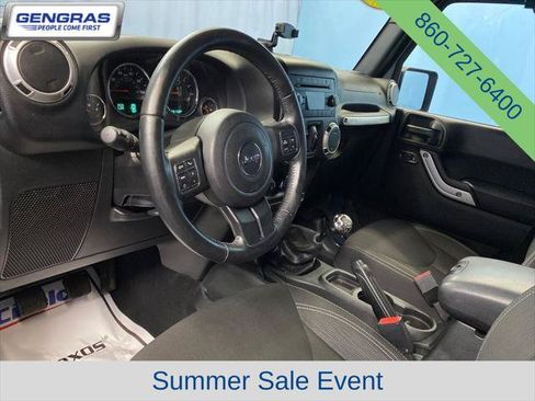 Certified 2017 Jeep Wrangler Unlimited Sahara w/ Connectivity Group AWD/4WD image 12
