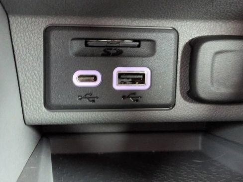 Used 2023 Chevrolet Bolt EUV Premier w/ Sun & Sound Package FWD image 23