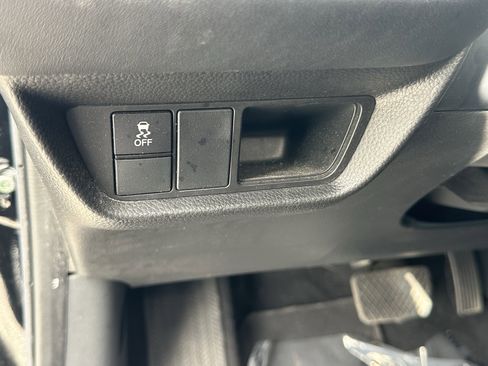 Used 2024 Honda HR-V Sport image 16