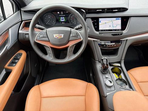 New 2025 Cadillac XT5 Premium Luxury w/ Technology Package image 24