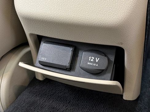 Used 2019 Mercedes-Benz E 300 4MATIC w/ Premium 1 Package image 35