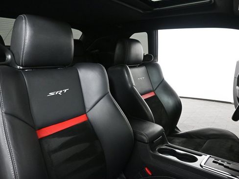 Used 2010 Dodge Challenger SRT8 image 19