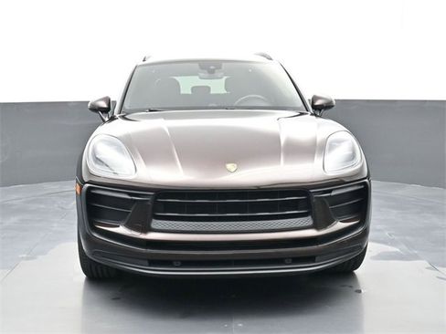 Used 2022 Porsche Macan image 26
