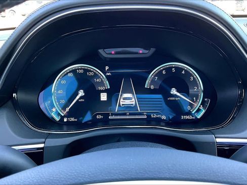 Used 2023 Genesis GV70 3.5T Sport w/ Sport Prestige Package image 25