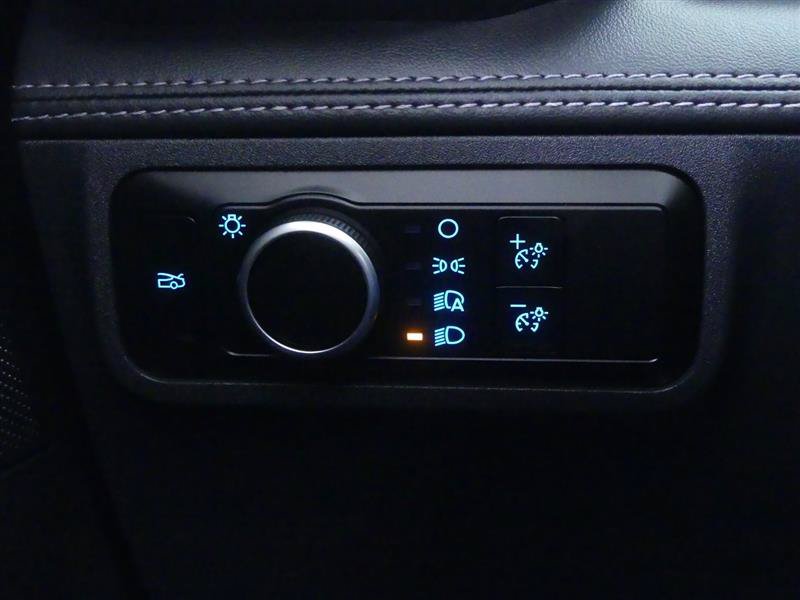Used 2025 Ford Mustang Premium RWD image 20