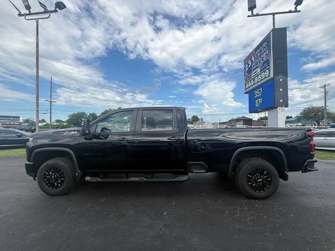 Used 2022 Chevrolet Silverado 3500 LTZ w/ LTZ Plus Package AWD/4WD image 7