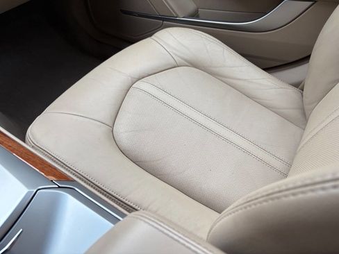 Used 2010 Cadillac CTS Luxury image 21