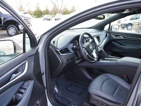 Certified 2023 Buick Enclave Essence image 14