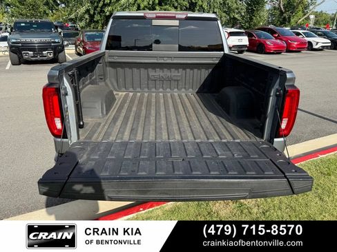 Used 2020 GMC Sierra 1500 SLT AWD/4WD image 29