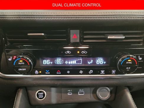 Used 2023 Nissan Rogue Platinum w/ Platinum Premium Package image 18