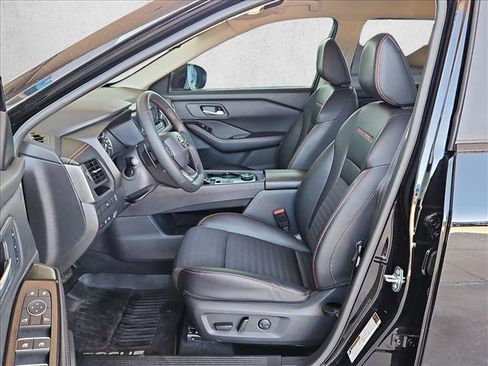 Used 2025 Nissan Rogue SV w/ Rock Creek Premium Package AWD/4WD image 15