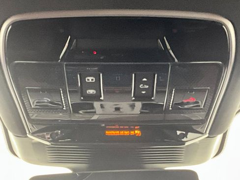 Certified 2024 Land Rover Range Rover Sport Dynamic SE image 13