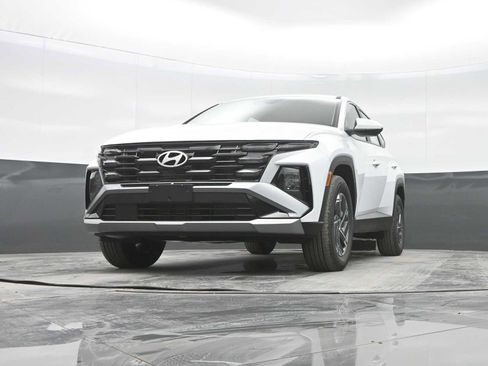 New 2026 Hyundai Tucson Blue SE w/ Tow & Go Package image 31