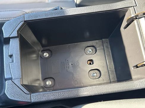 Used 2013 Toyota RAV4 Limited image 27