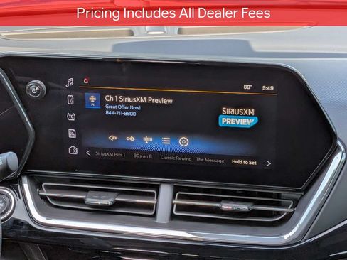 Used 2025 Chevrolet Trax RS w/ Driver Confidence Package FWD image 18