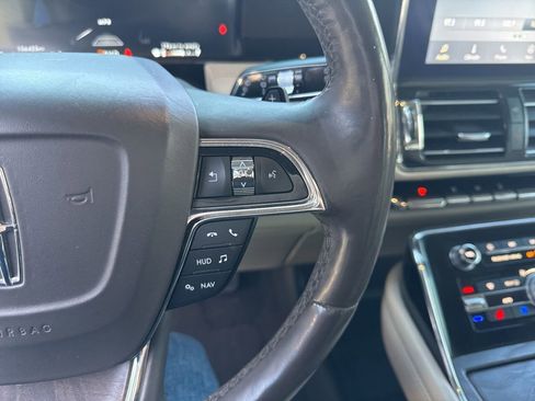 Used 2020 Lincoln Navigator Reserve w/ Luxury Package image 21