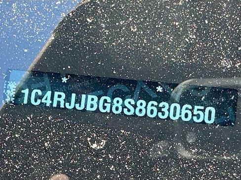 Used 2025 Jeep Grand Cherokee L Limited image 32