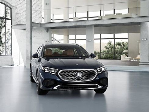 New 2026 Mercedes-Benz E 450 4MATIC All-Terrain Wagon image 8